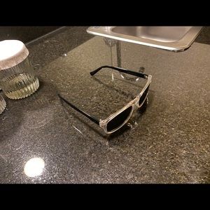 Lucky Brsnd Sunhlasses